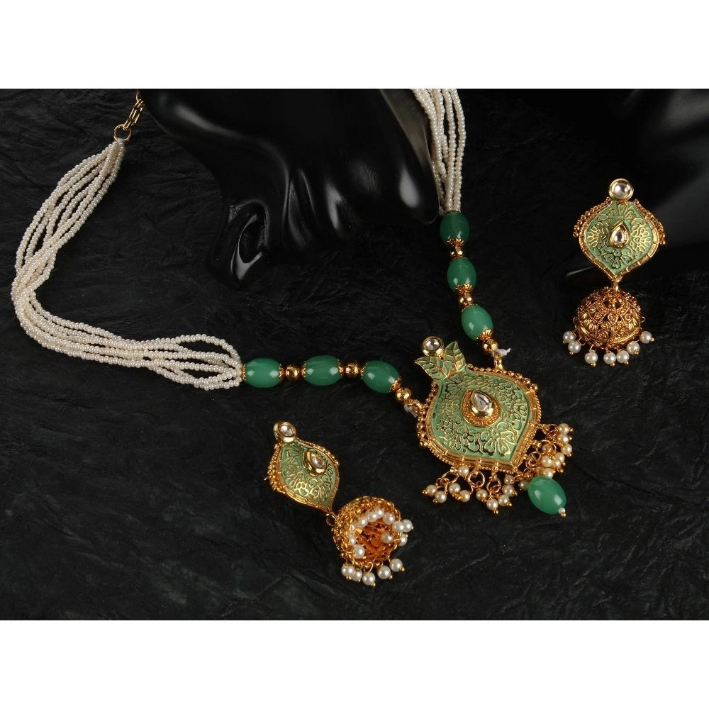 Snuggle Lifestyle Co. Women's Rose Gold Plated Alloy Necklace &amp; Earings Set (Green)