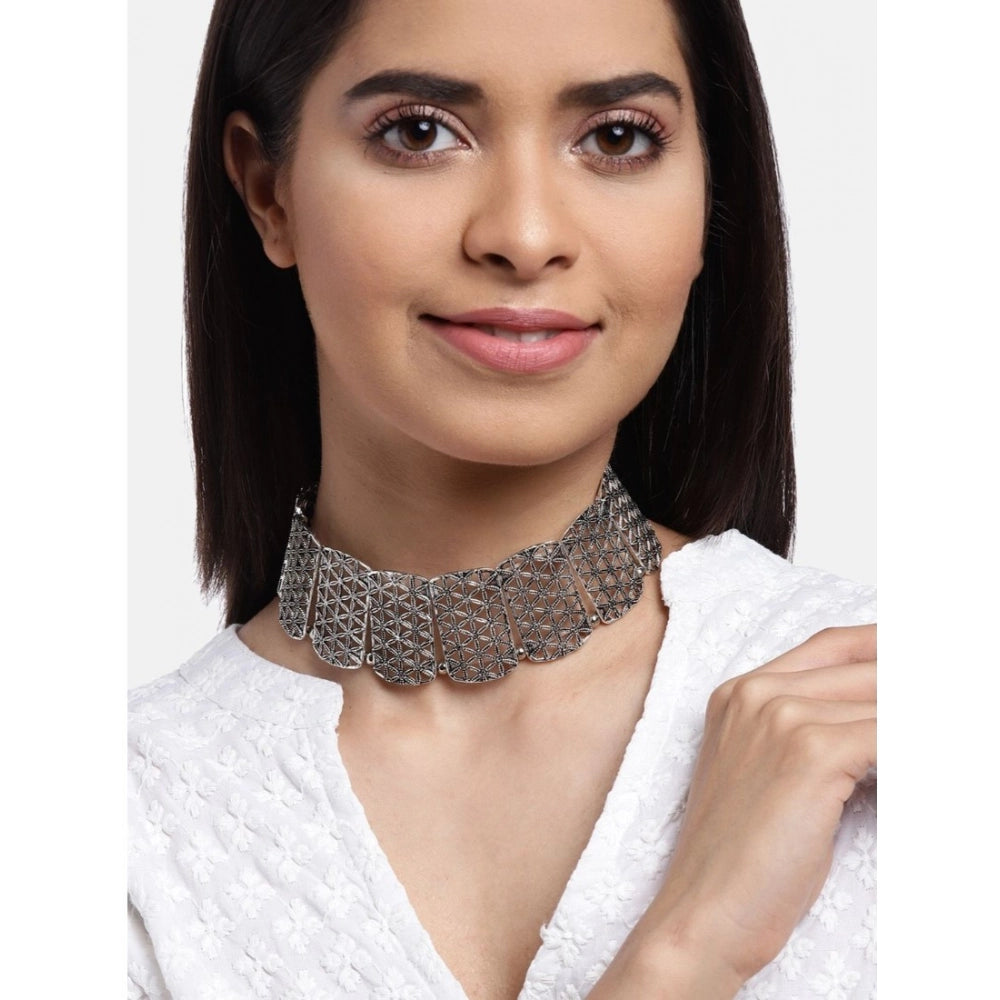 Snuggle Lifestyle Co. Women's Rose Gold Plated Alloy Choker (Silver)