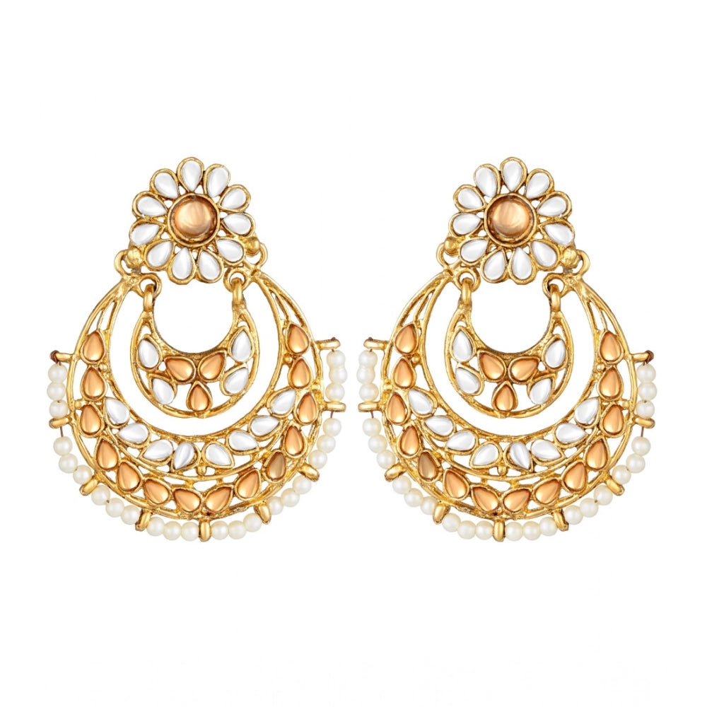 Snuggle Lifestyle Co. Women's Rose Gold Plated Alloy Kundan Earrings &amp; Mangtikka (White &amp; Gold)