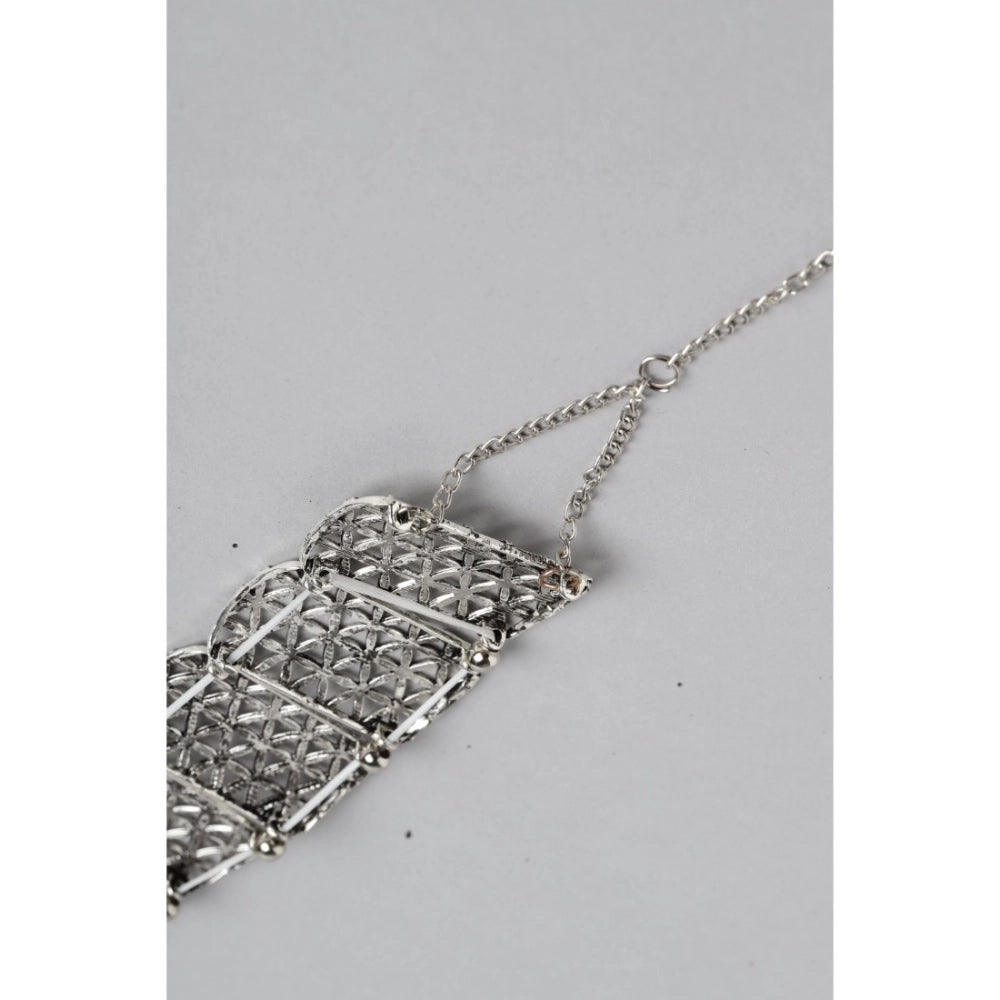 Snuggle Lifestyle Co. Women's Rose Gold Plated Alloy Choker (Silver)