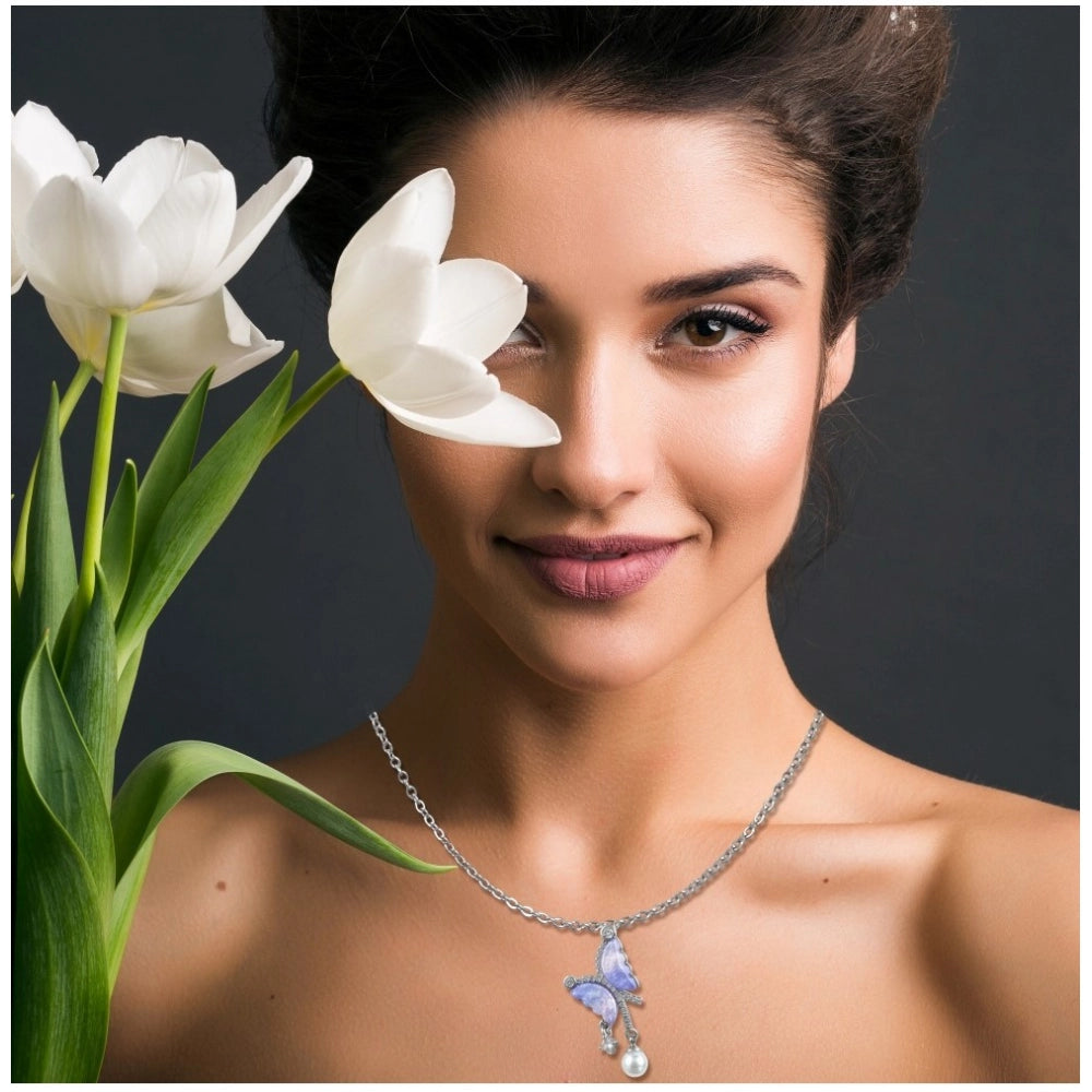 Snuggle Lifestyle Co. Women's Stainless Steel Butterfly Dailywear Pendent Delicate Chain (Silver Plated)
