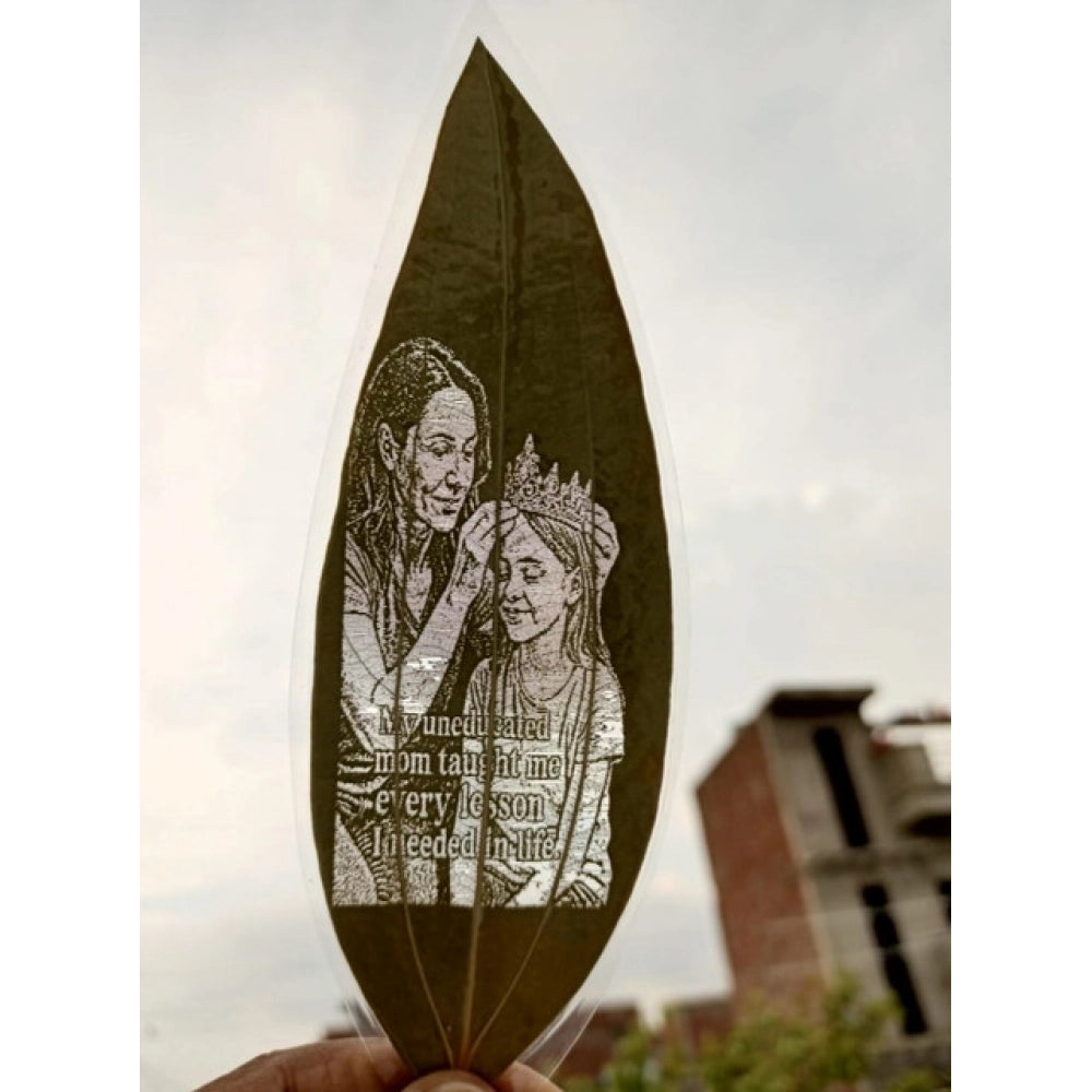 Snuggle Lifestyle Co Custom Mother And Daughter Leaf Art – Personalized Engraved Portrait on Natural Leaf