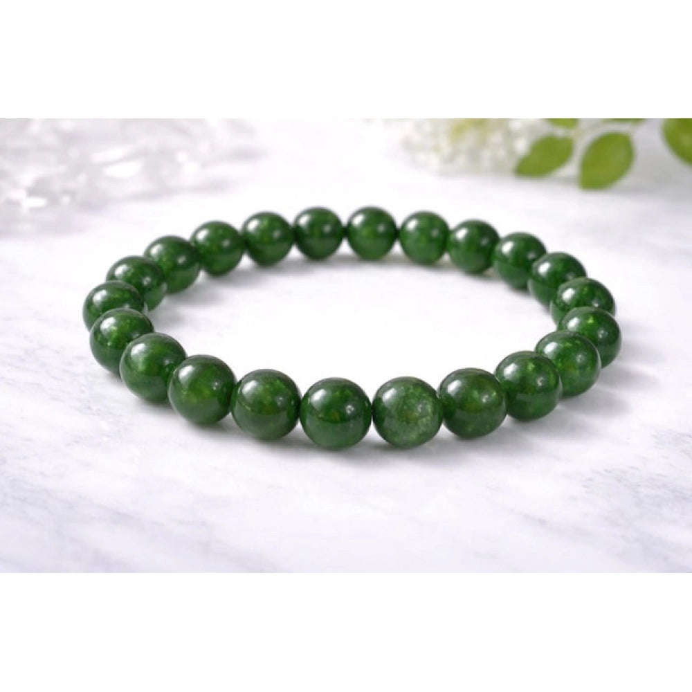 Snuggle Lifestyle Co. Natural Crystal 8mm Green Aventurine Bracelet (Green)